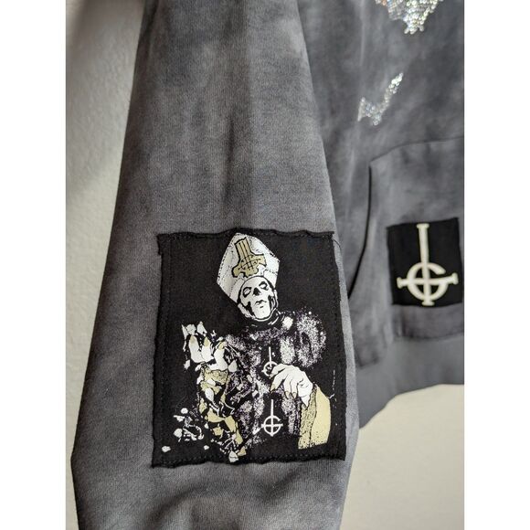 NWT GHOST Band Zip Up Hoodie Jacket Sz M Gray Patches Bat Embellished Hoy Topic - Picture 4 of 10